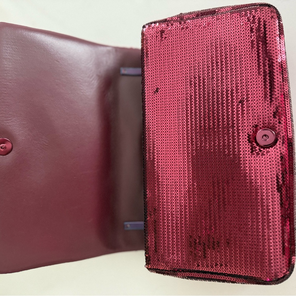 Burberry Lola Small Quilted Sequin Chain Shoulder Bag in Burgundy ~ EUC - Picture 10 of 14